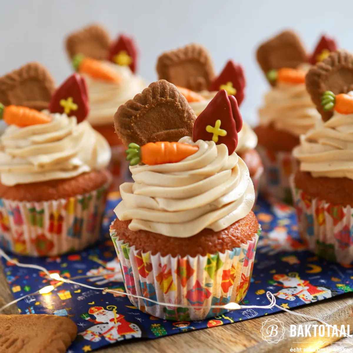 Best House of Marie Cupcake Vormpjes HoM Cadeaus 50x33mm. 50st.