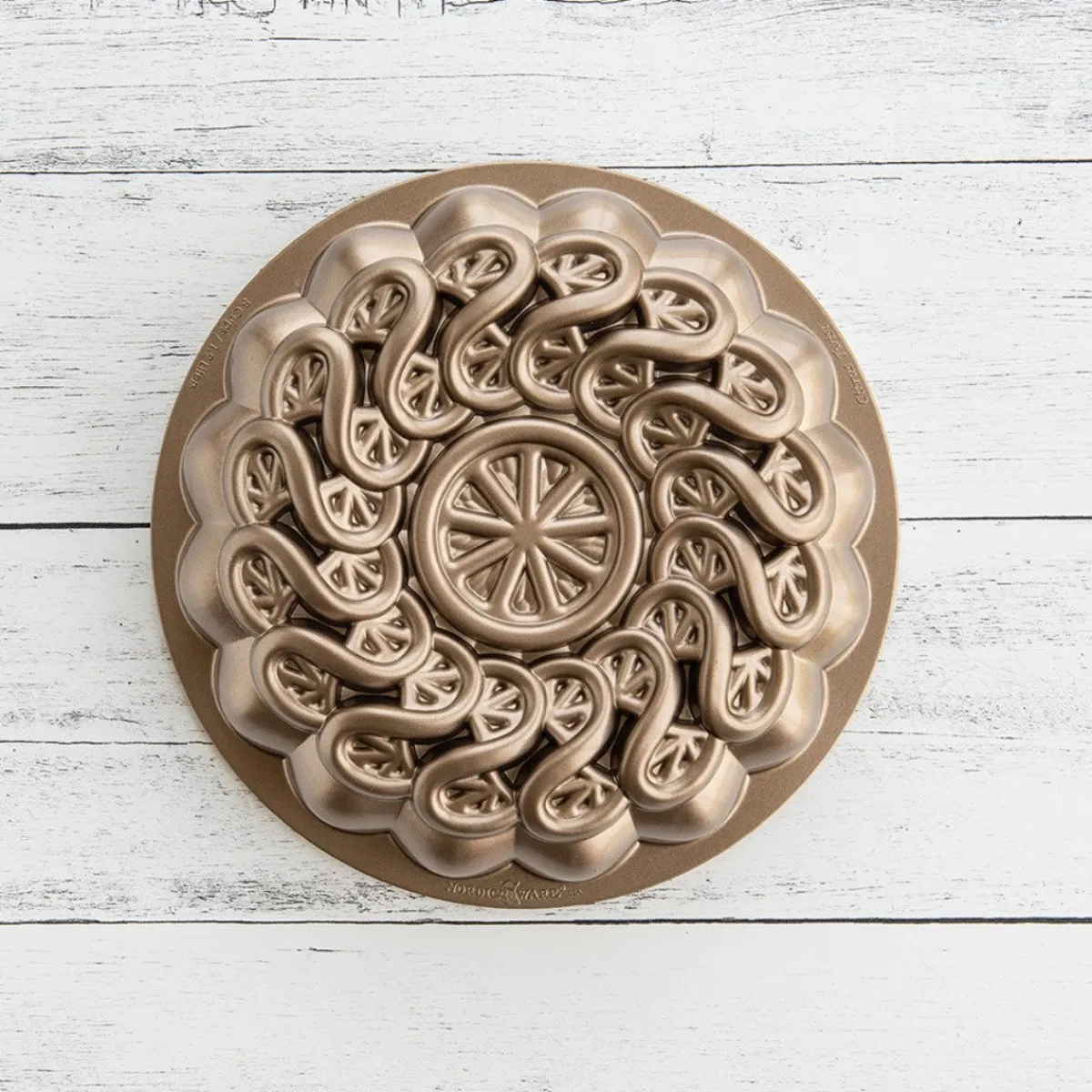 Online Nordic Ware Citrus Twist Bakvorm